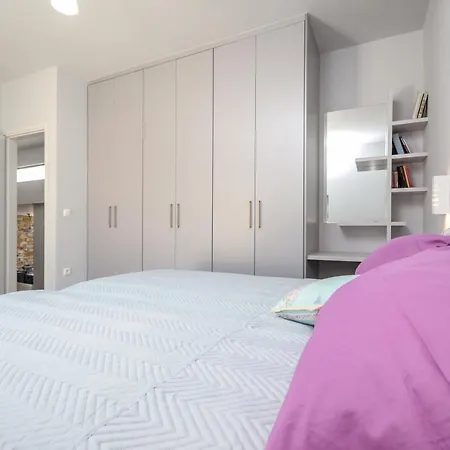 Sunshine 别墅 米科利维亚